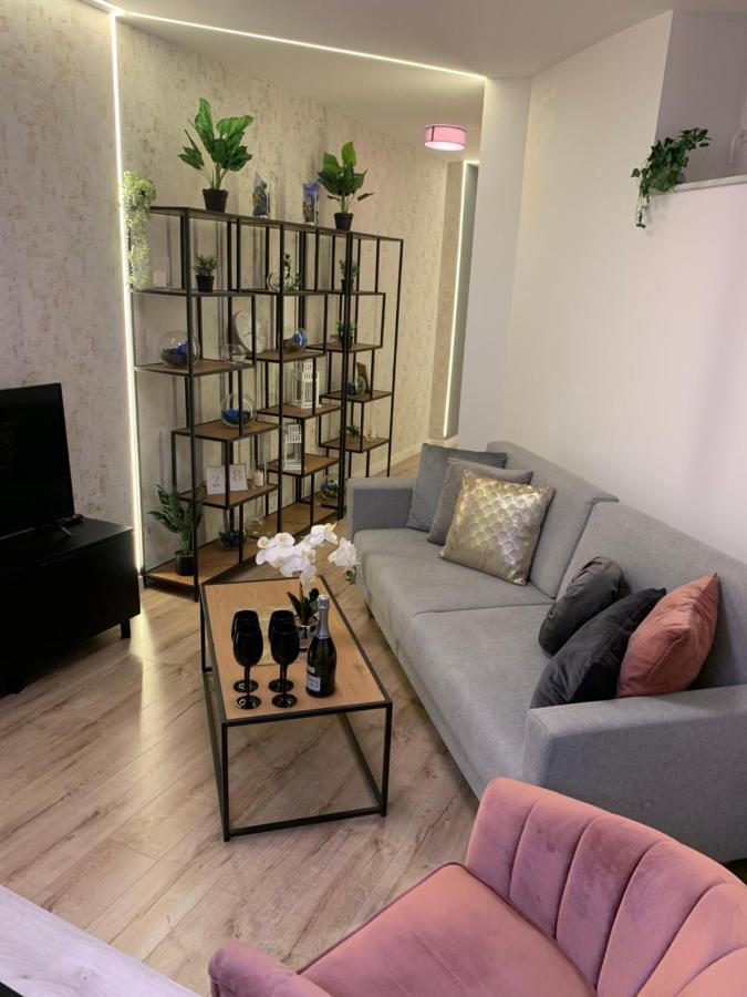 Moderno Apartament